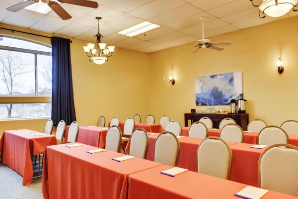 FOREST VILLAS HOTEL (Prescott)